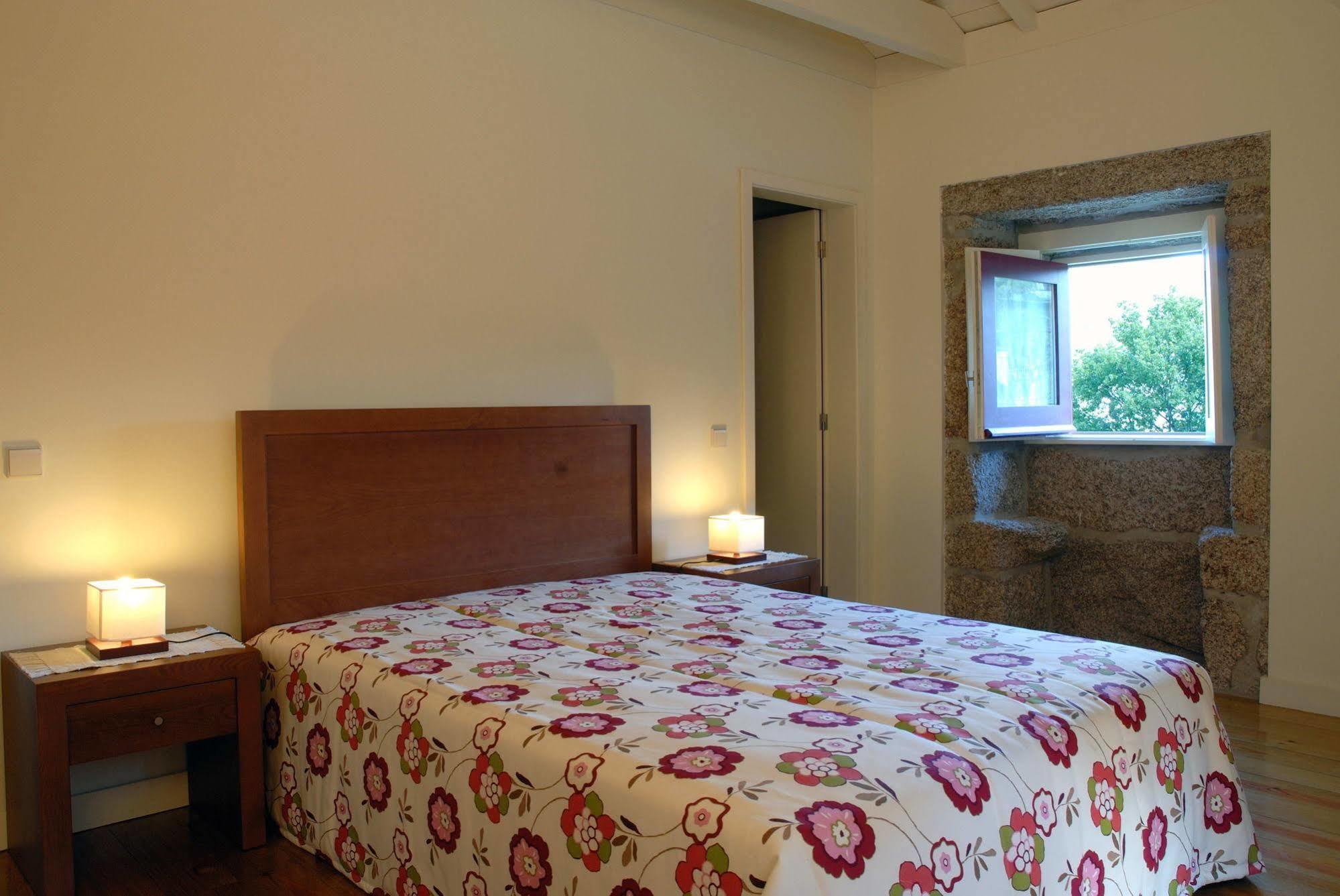 Aldeia Turistica De Louredo Guest House Vieira do Minho Bagian luar foto